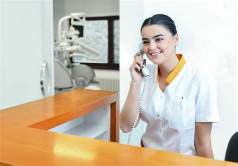 dental office receptionist salary